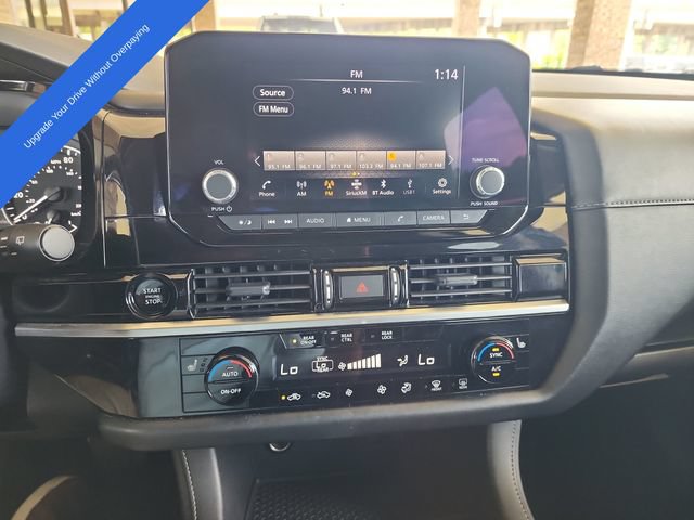 Used 2025 Nissan Pathfinder SV AWD/4WD image 18