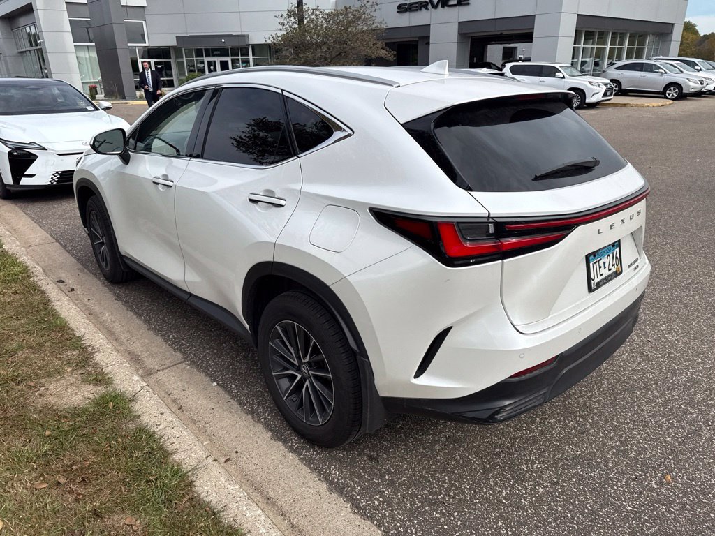 Used 2022 Lexus NX 350 AWD image 4