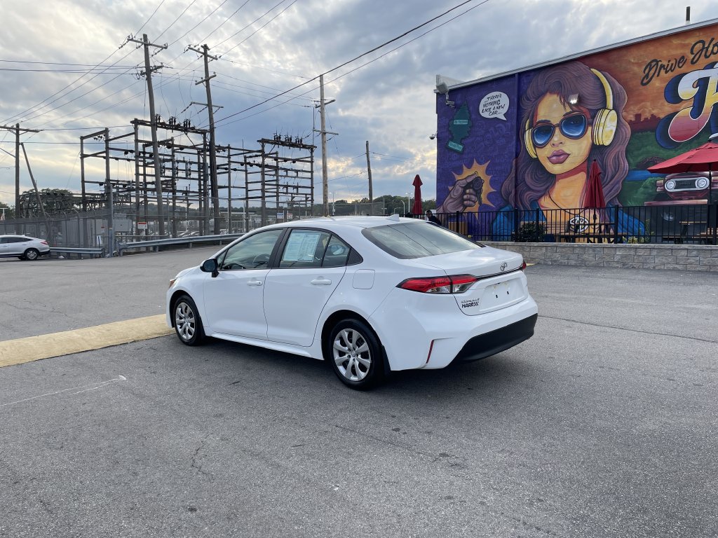 Certified 2024 Toyota Corolla LE FWD image 3