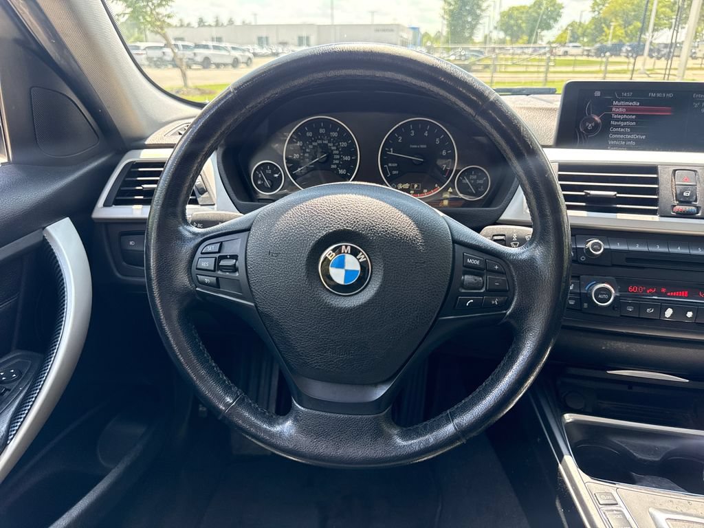 Used 2015 BMW 320i xDrive Sedan AWD/4WD image 19