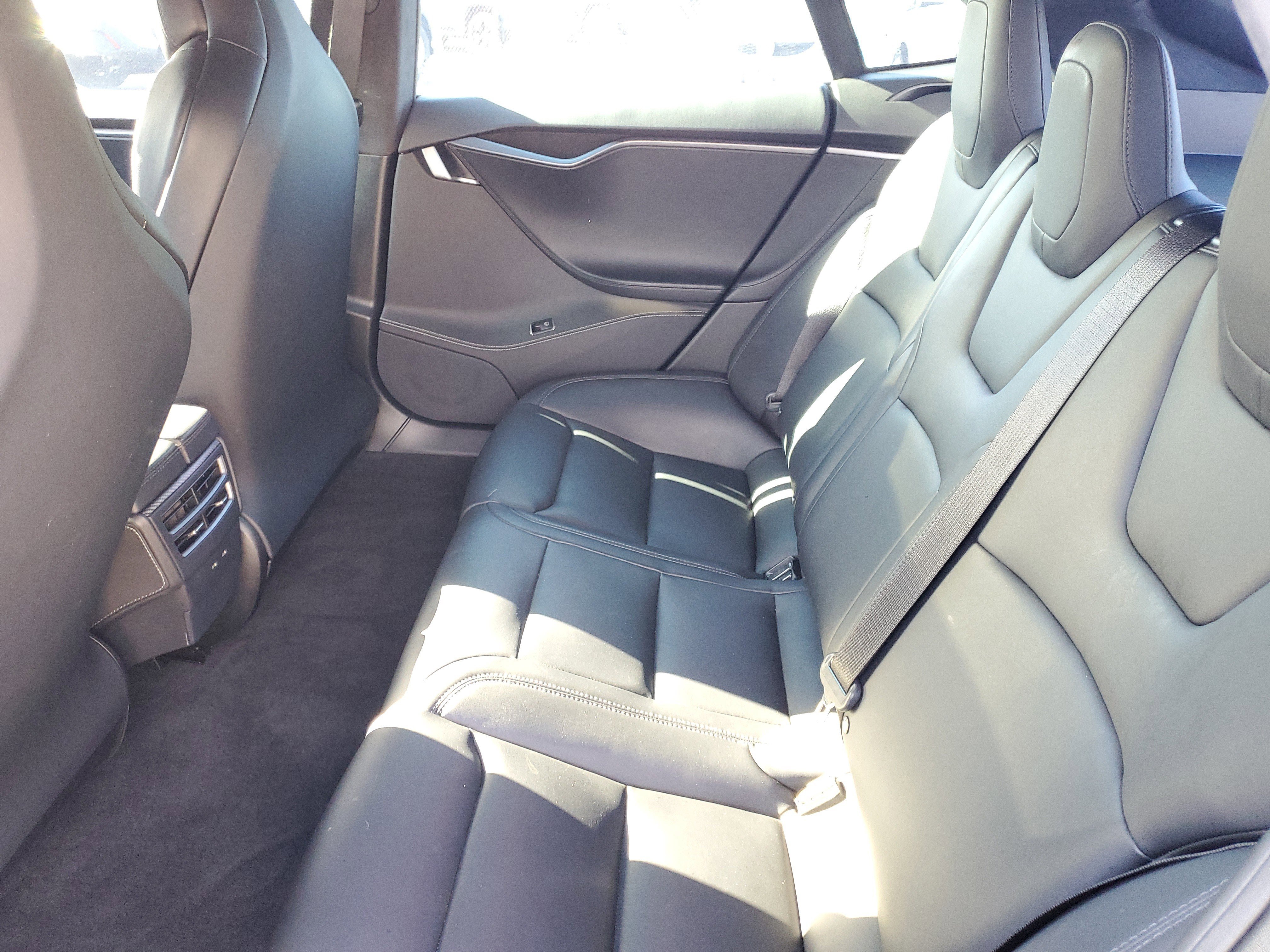 Used 2020 Tesla Model S Performance image 11