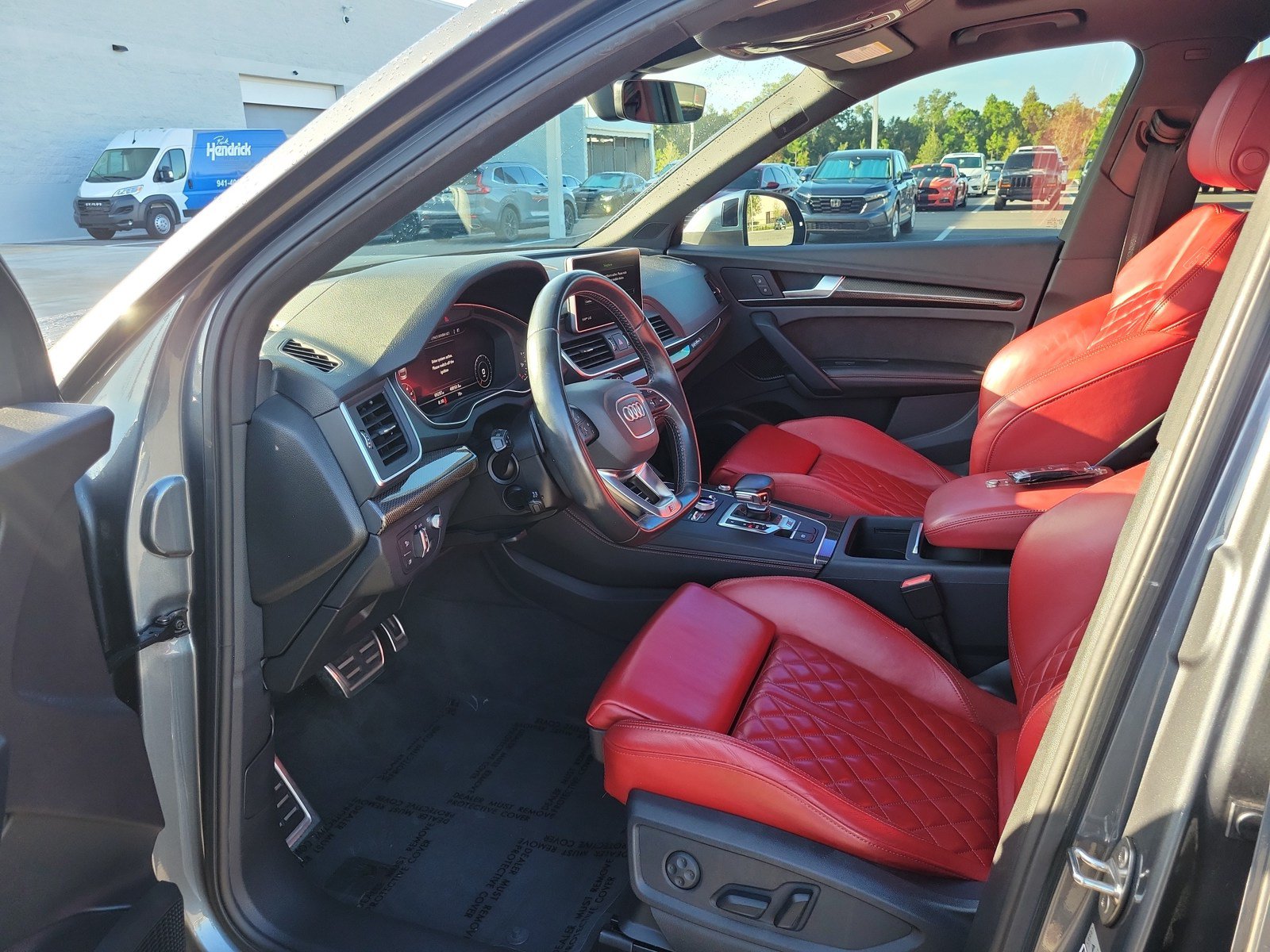 Used 2018 Audi SQ5 Prestige w/ Prestige Package AWD/4WD image 16