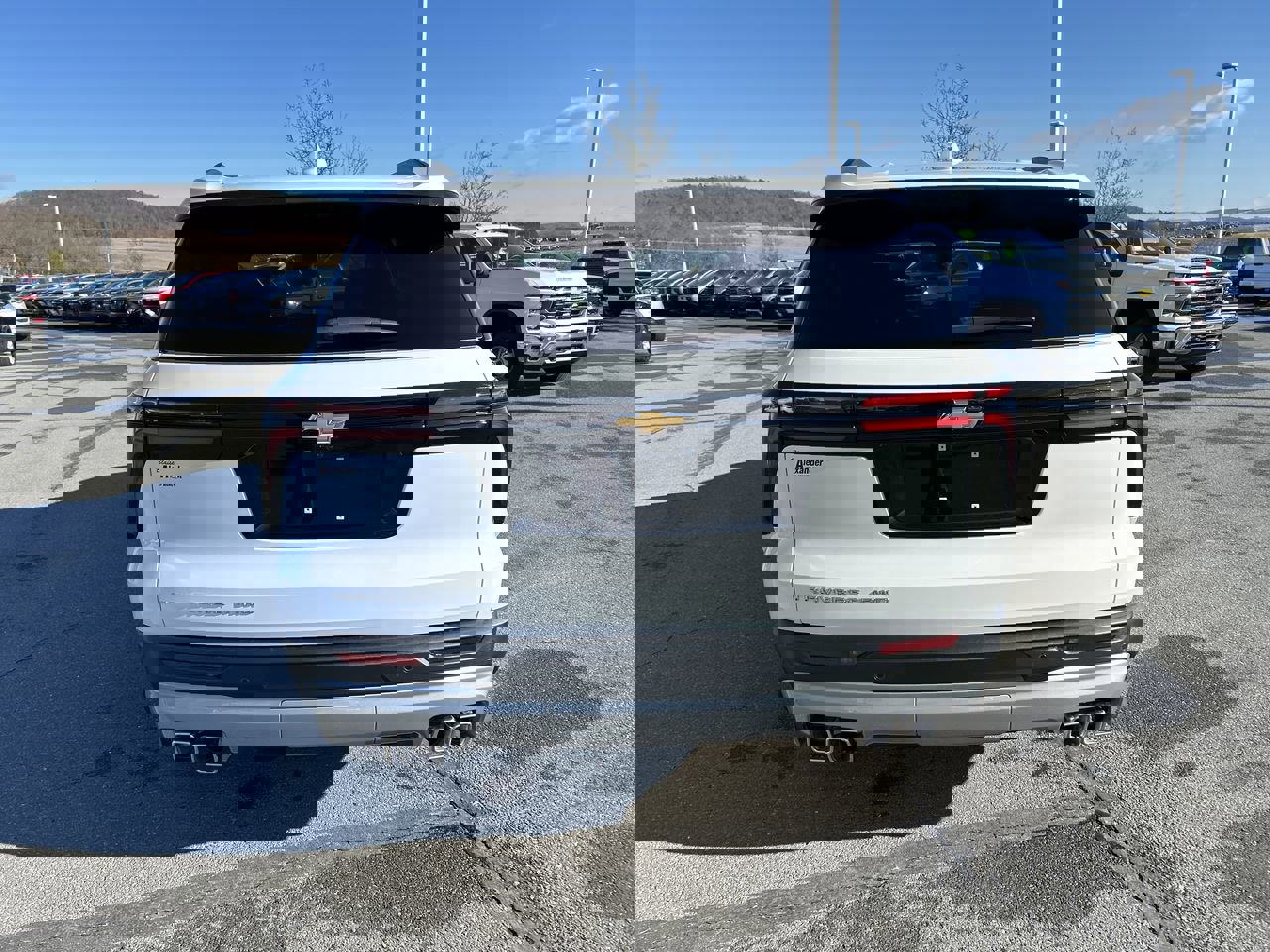 New 2026 Chevrolet Traverse LT w/ Driver Confidence Package image 6