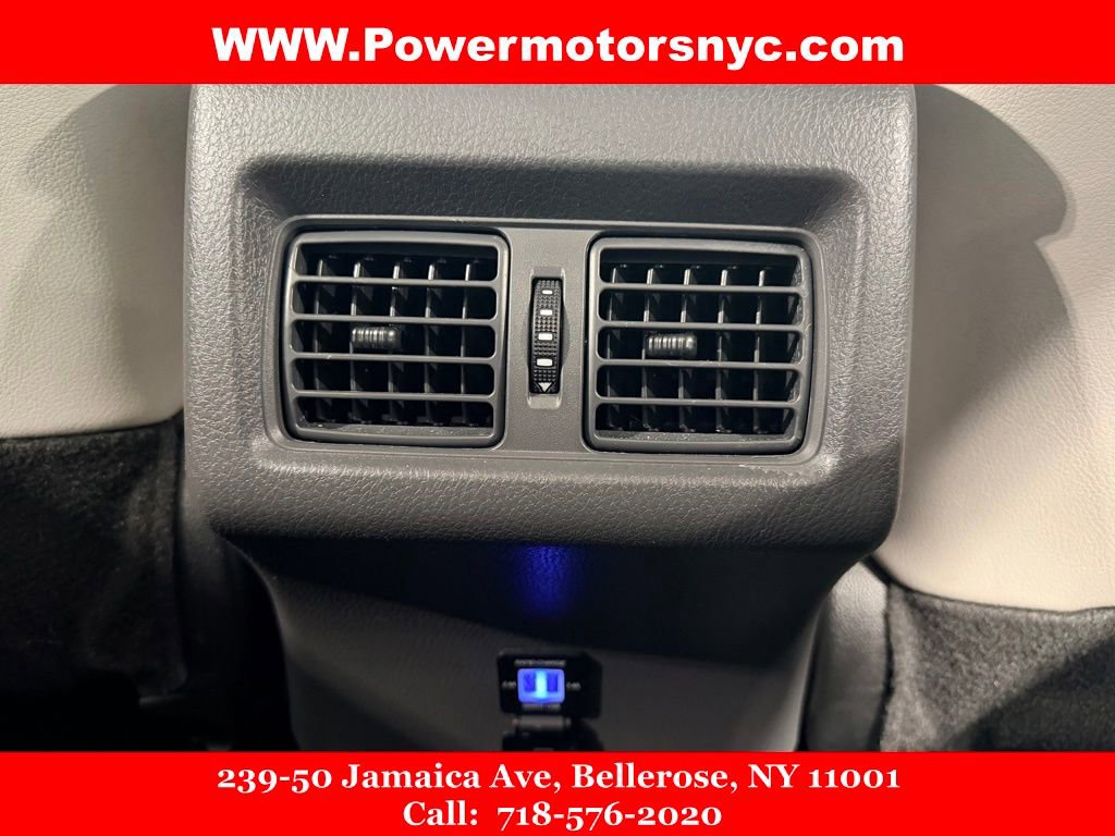 Used 2022 Toyota Camry XSE w/ Cold Weather Package FWD image 39