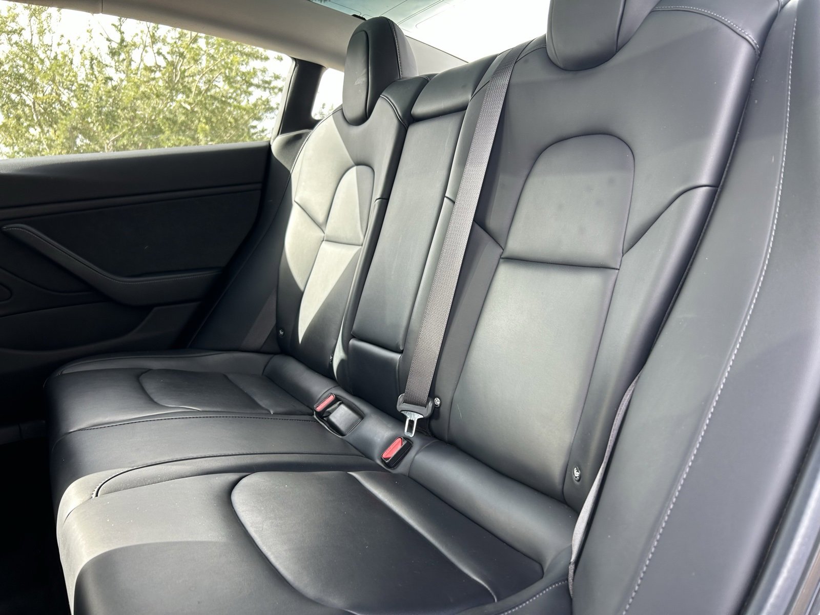 Used 2018 Tesla Model 3 image 12