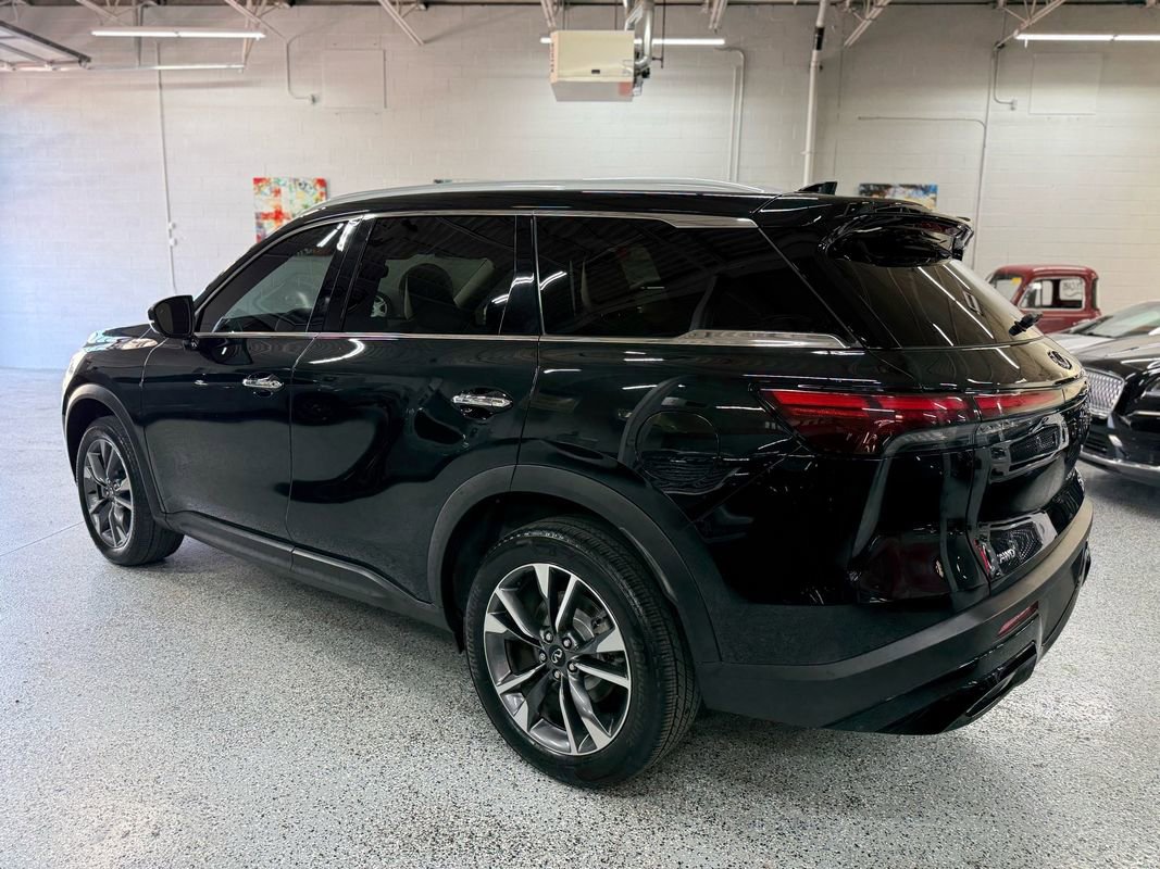Used 2023 INFINITI QX60 Luxe AWD/4WD image 3