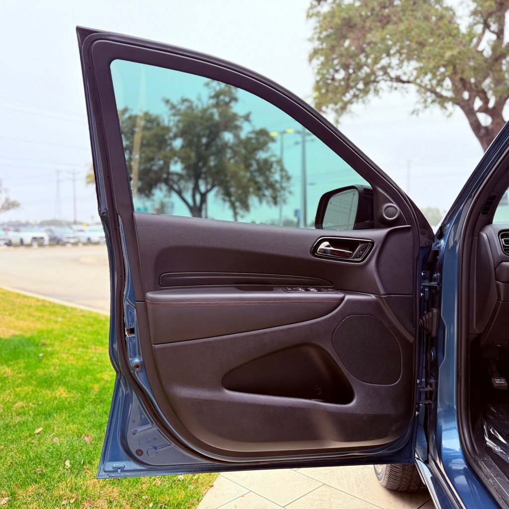 Used 2025 Dodge Durango R/T image 26
