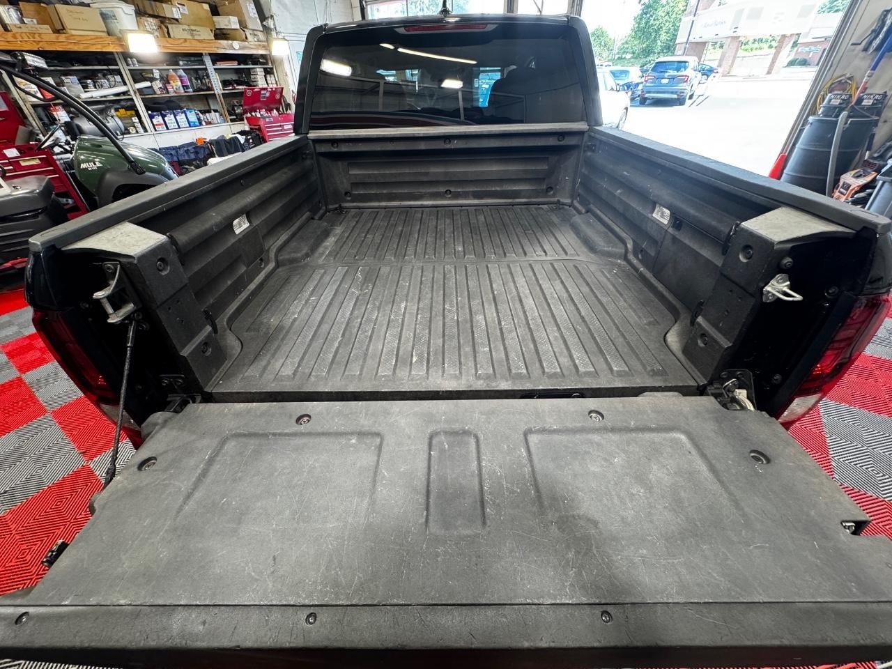 Used 2023 Honda Ridgeline Sport image 12