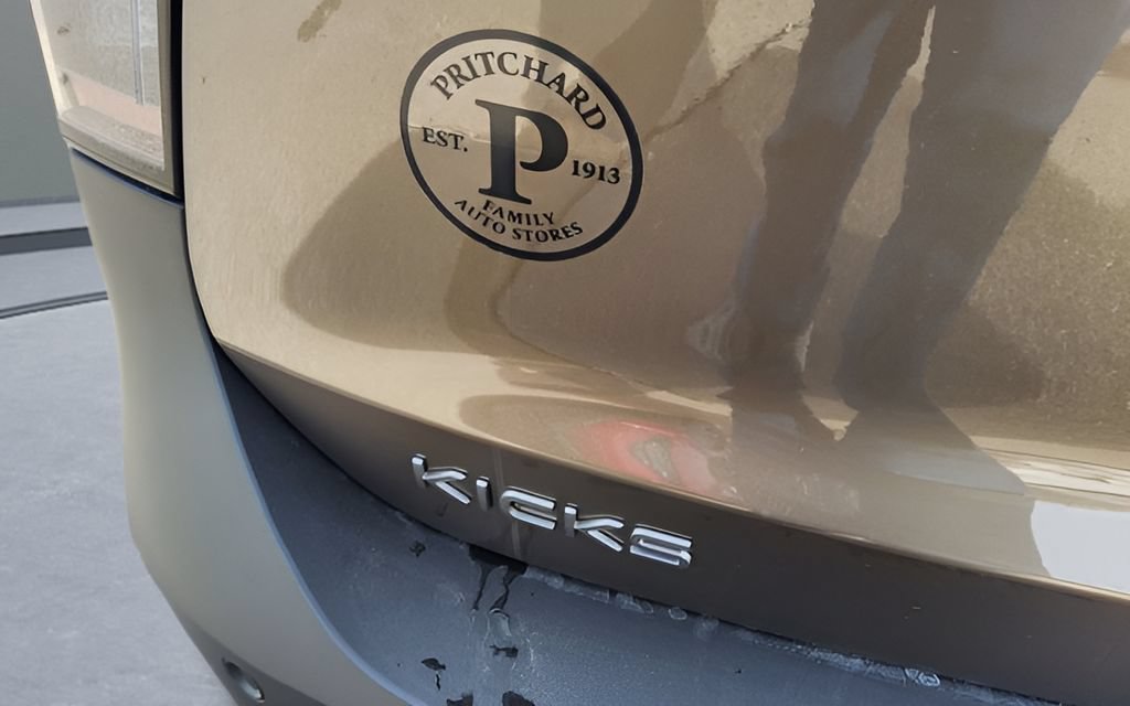 New 2026 Nissan Kicks SR w/ SR Premium Package FWD image 32