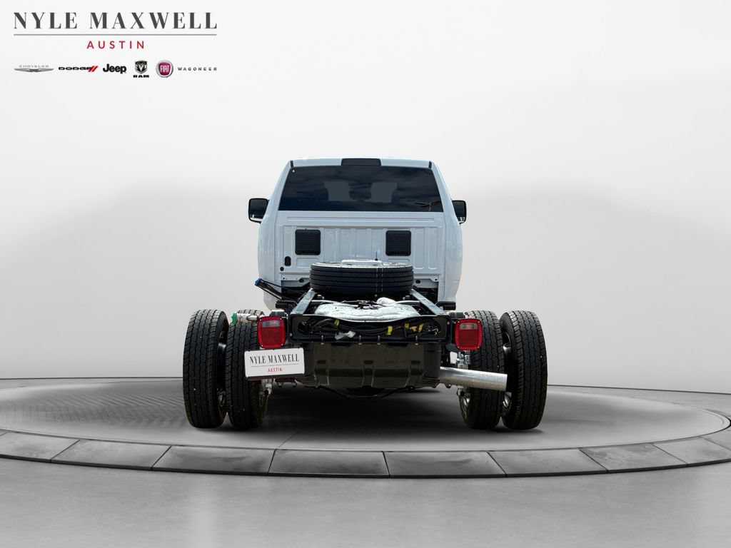 New 2026 RAM 5500 Tradesman AWD/4WD image 15