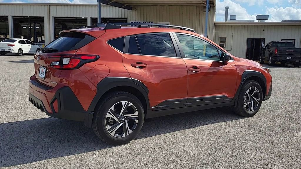 Used 2024 Subaru Crosstrek 2.0i Premium image 8