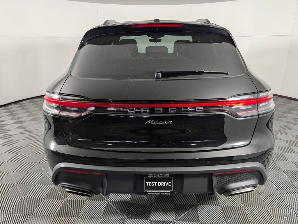 New 2026 Porsche Macan image 6