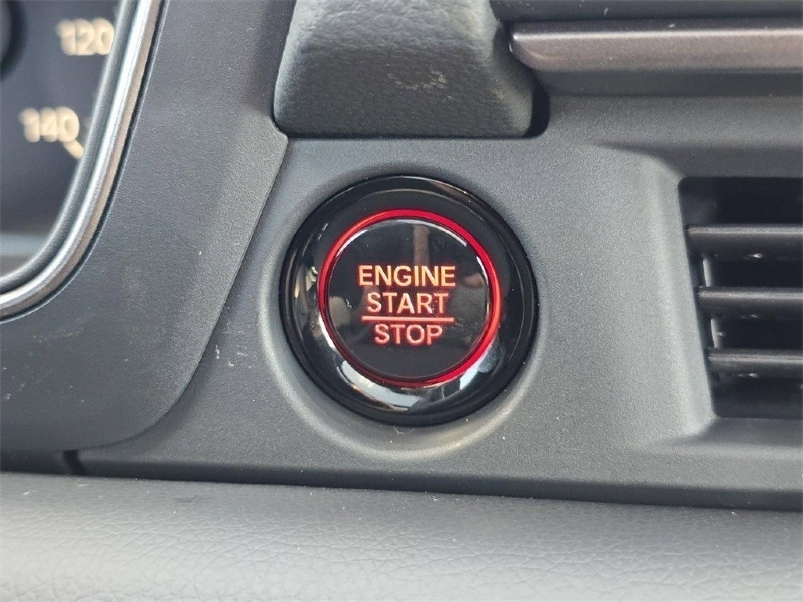 New 2025 Honda Pilot TrailSport image 9