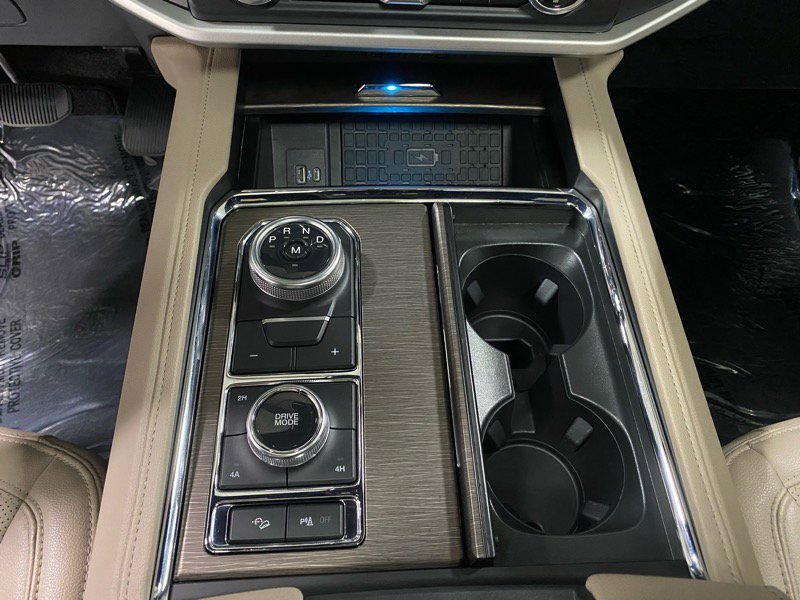 Used 2024 Ford Expedition Max Limited image 18
