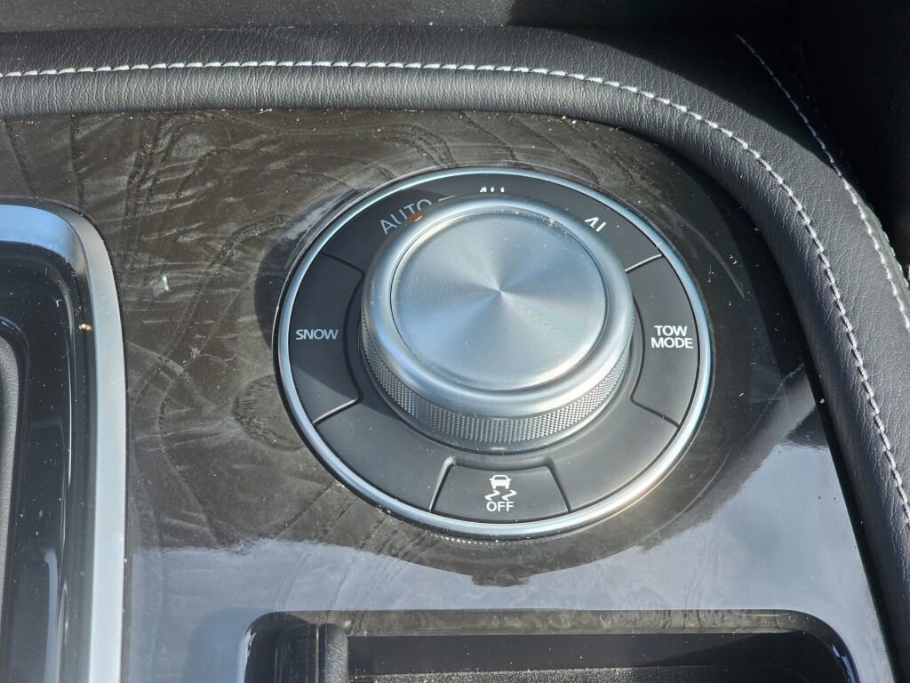 Used 2024 INFINITI QX80 Sensory AWD/4WD image 37