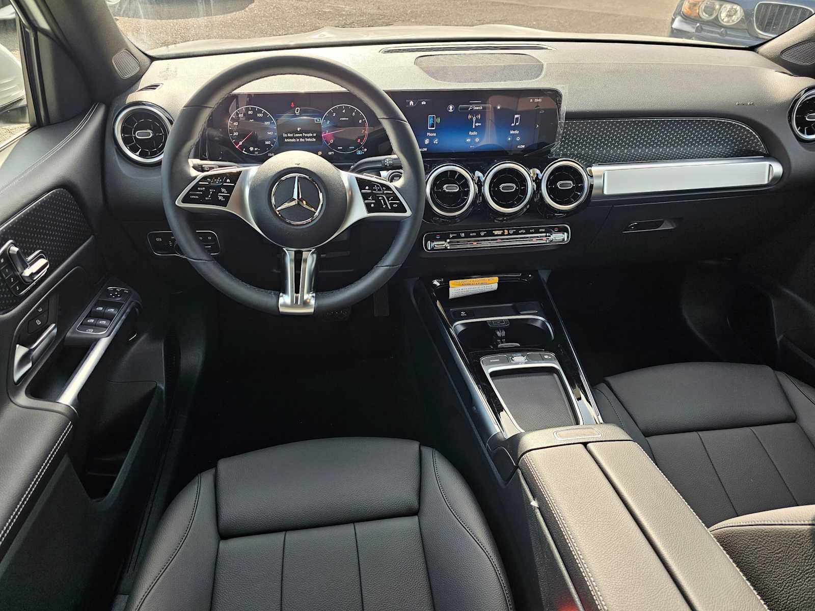 New 2026 Mercedes-Benz GLB 250 image 18