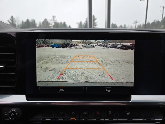 Used 2023 Chevrolet Silverado 1500 LT image 11