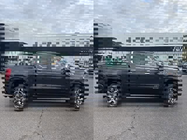 New 2026 GMC Sierra 1500 Denali w/ Denali Reserve Package image 8