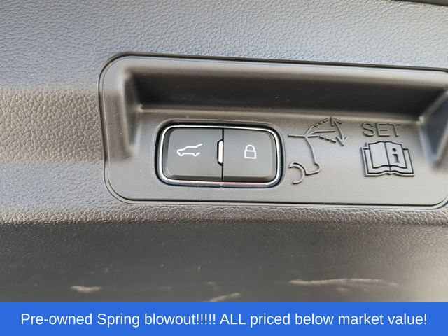 Used 2025 Ford Explorer ST-Line w/ ST-Line Street Pack AWD/4WD image 42