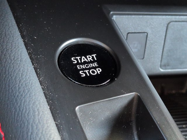 Used 2026 Nissan Kicks SR w/ SR Premium Package FWD image 27