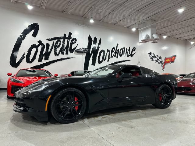 Used 2019 Chevrolet Corvette Stingray Coupe w/ Carbon Flash Badge Package RWD image 1