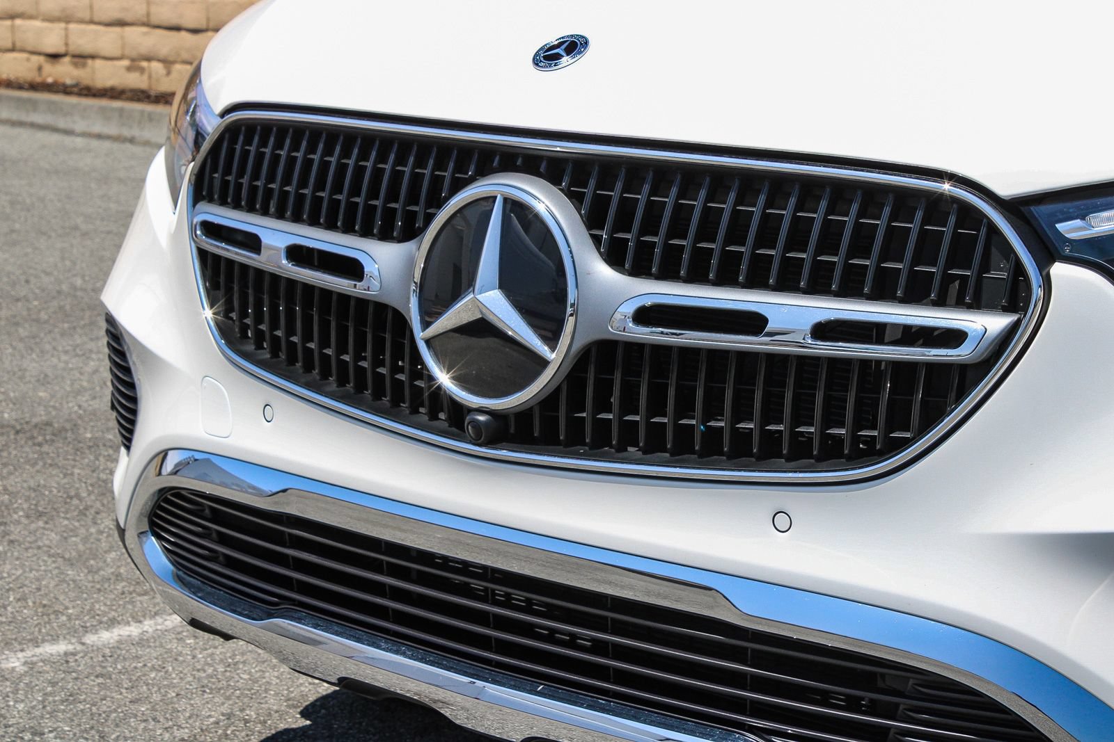 Certified 2026 Mercedes-Benz GLC 300 4MATIC image 6