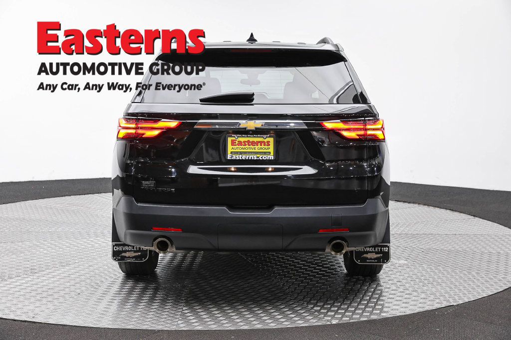 Used 2023 Chevrolet Traverse LT FWD image 7