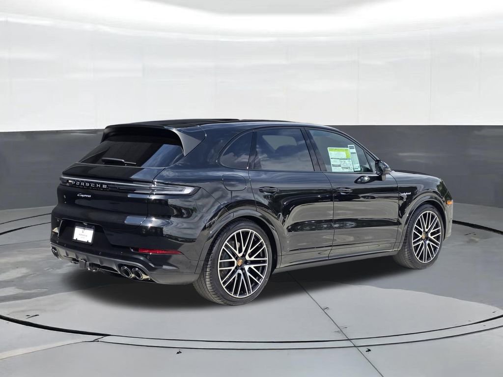 New 2026 Porsche Cayenne E-Hybrid AWD/4WD image 8
