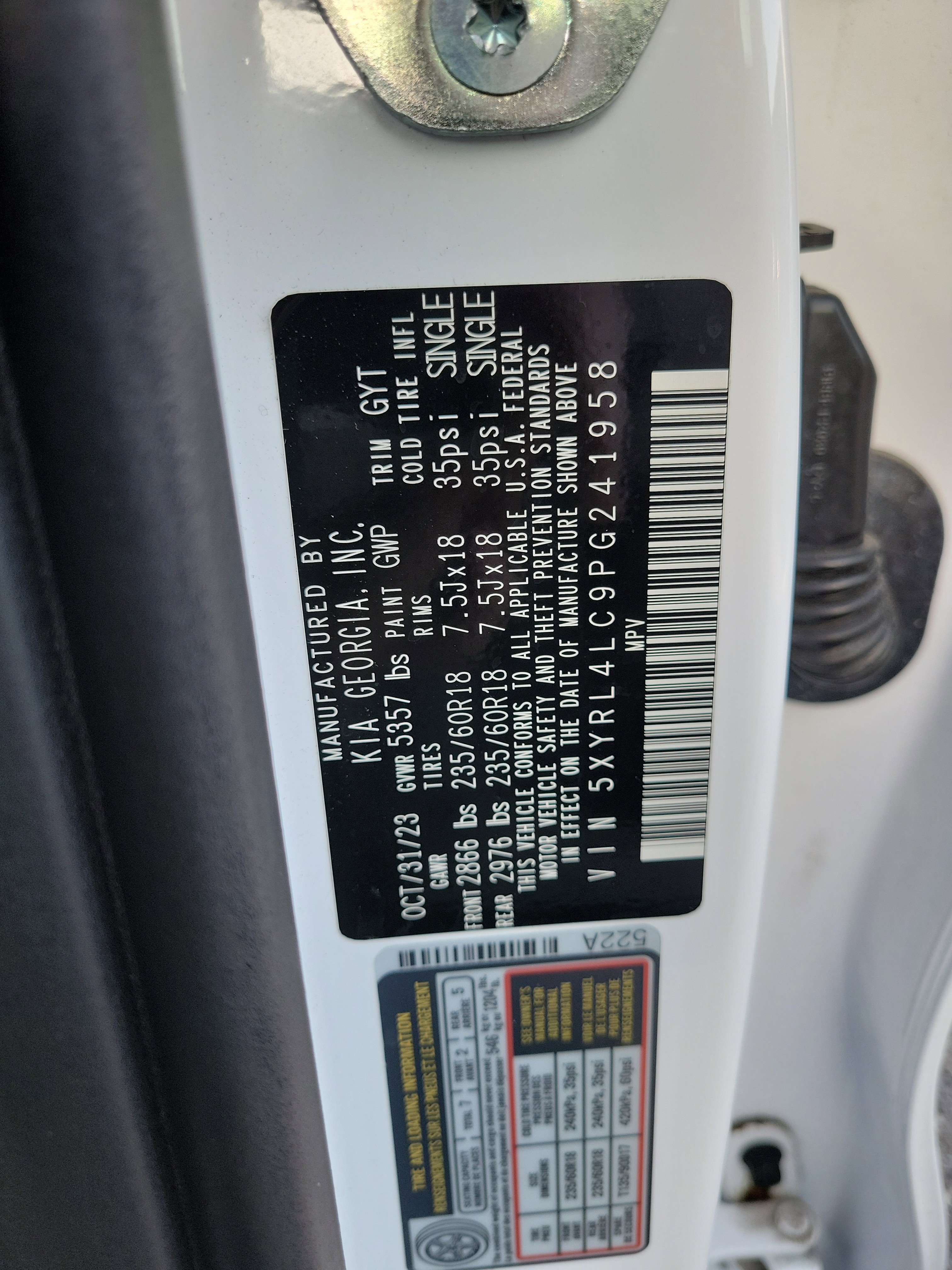 Used 2023 Kia Sorento S w/ Panoramic Sunroof Package FWD image 28
