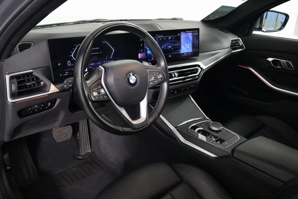 Used 2023 BMW 330i Sedan w/ Driving Assistance Package RWD image 7
