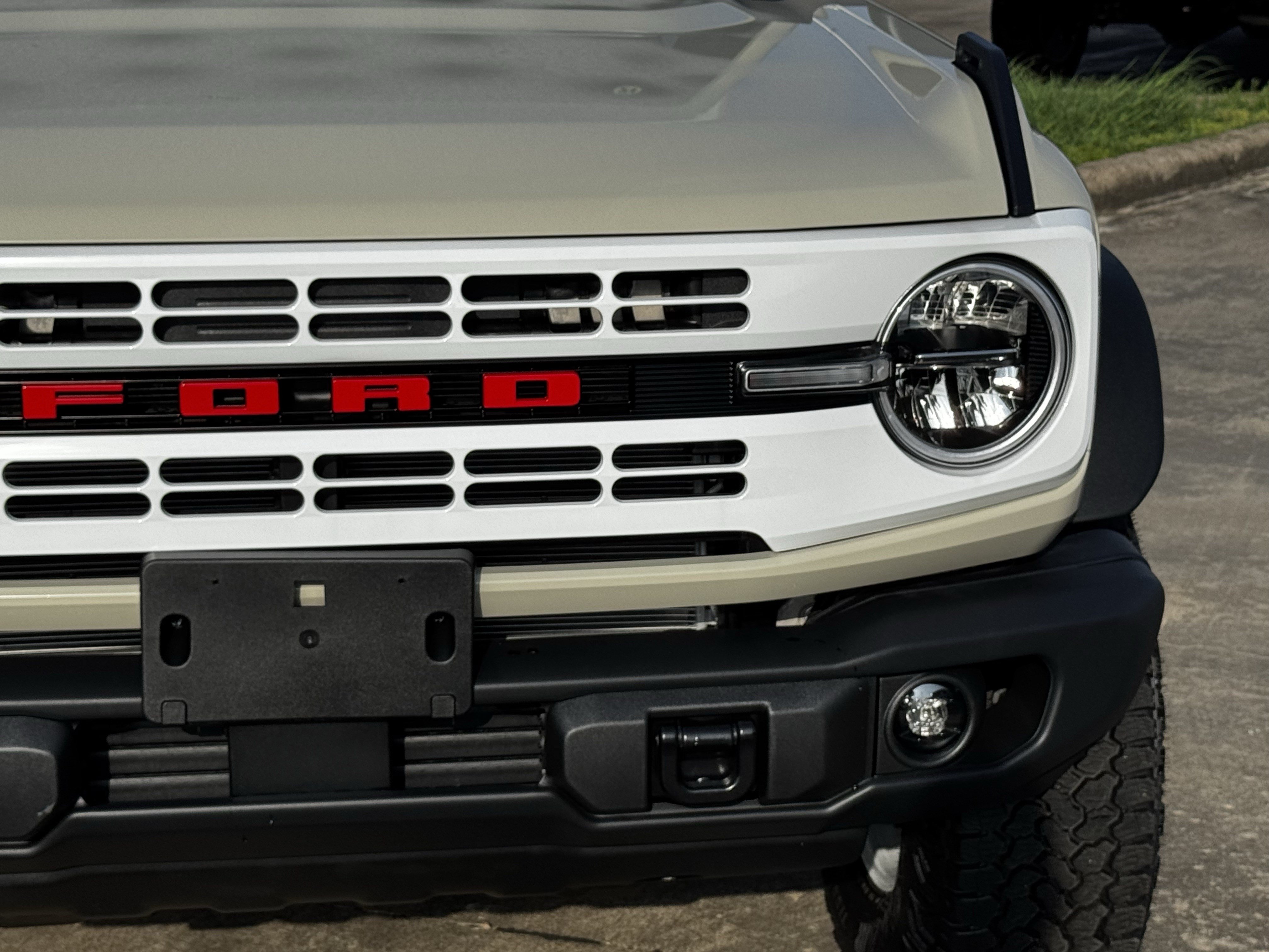 New 2026 Ford Bronco Heritage Edition AWD/4WD image 5