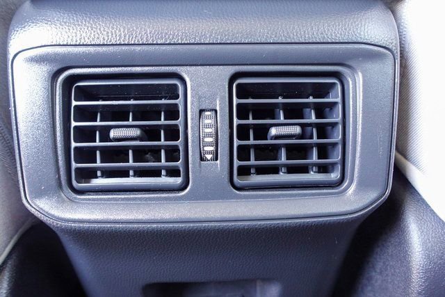 Used 2022 Toyota RAV4 XLE image 30