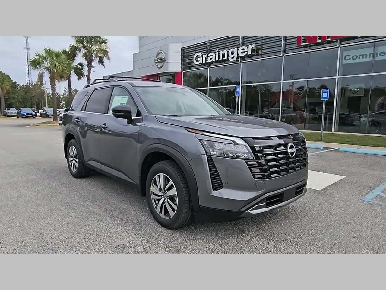 New 2026 Nissan Pathfinder SL FWD image 16