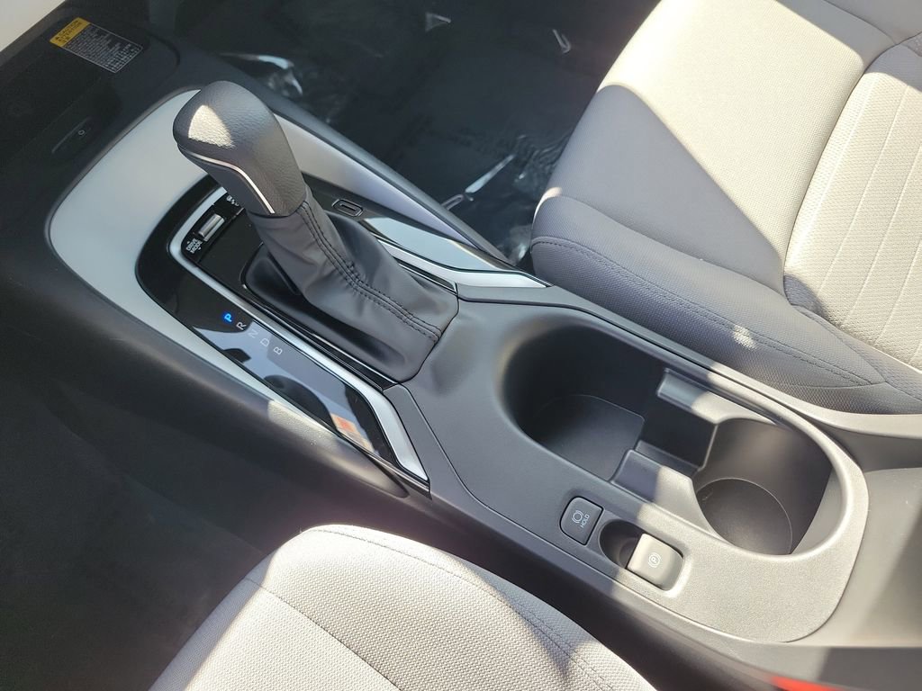 Used 2026 Toyota Corolla SE w/ SE Package image 16