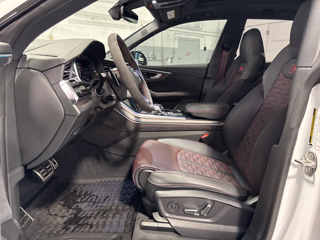Used 2025 Audi RS Q8 performance AWD/4WD image 28