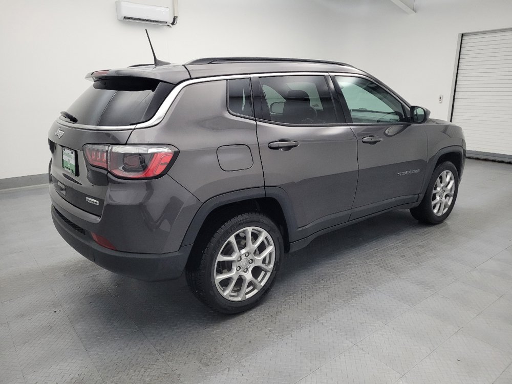 Used 2022 Jeep Compass Latitude w/ Sun and Sound Group AWD/4WD image 10