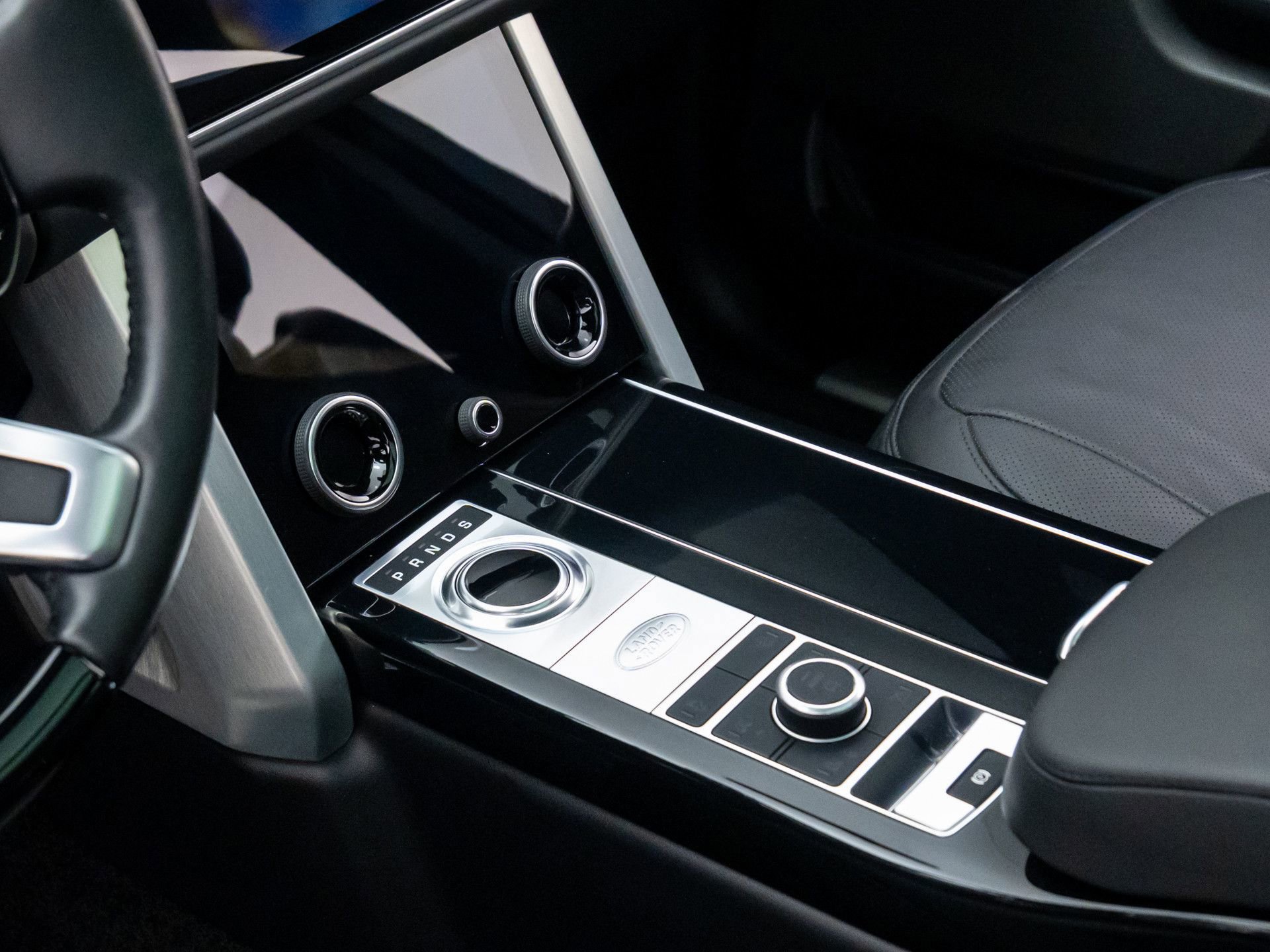 Used 2021 Land Rover Range Rover Westminster Edition image 11