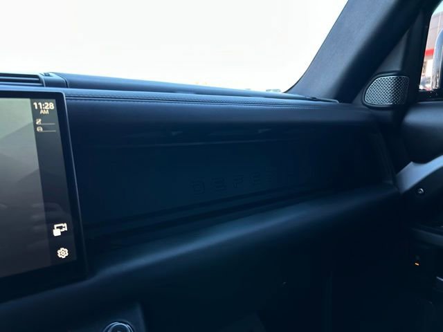 Used 2022 Land Rover Defender 90 V8 image 36