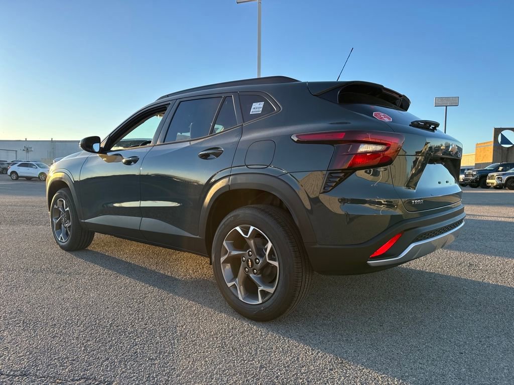 New 2026 Chevrolet Trax LT w/ LT Convenience Package image 4