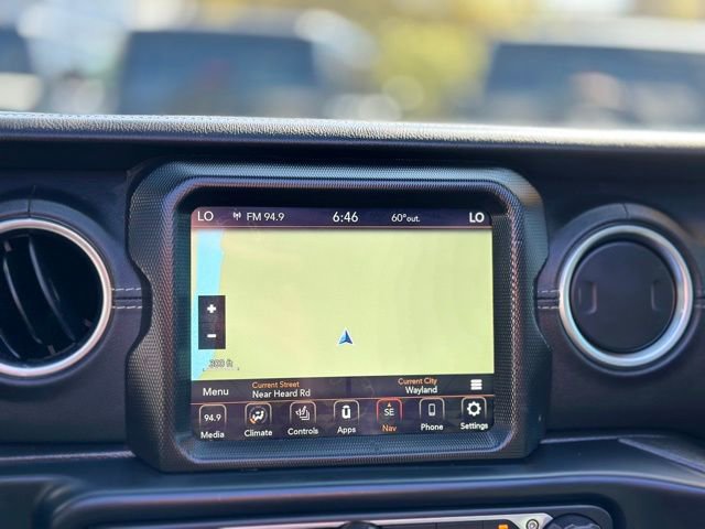 Used 2021 Jeep Wrangler Unlimited Sahara w/ Cold Weather Group image 16