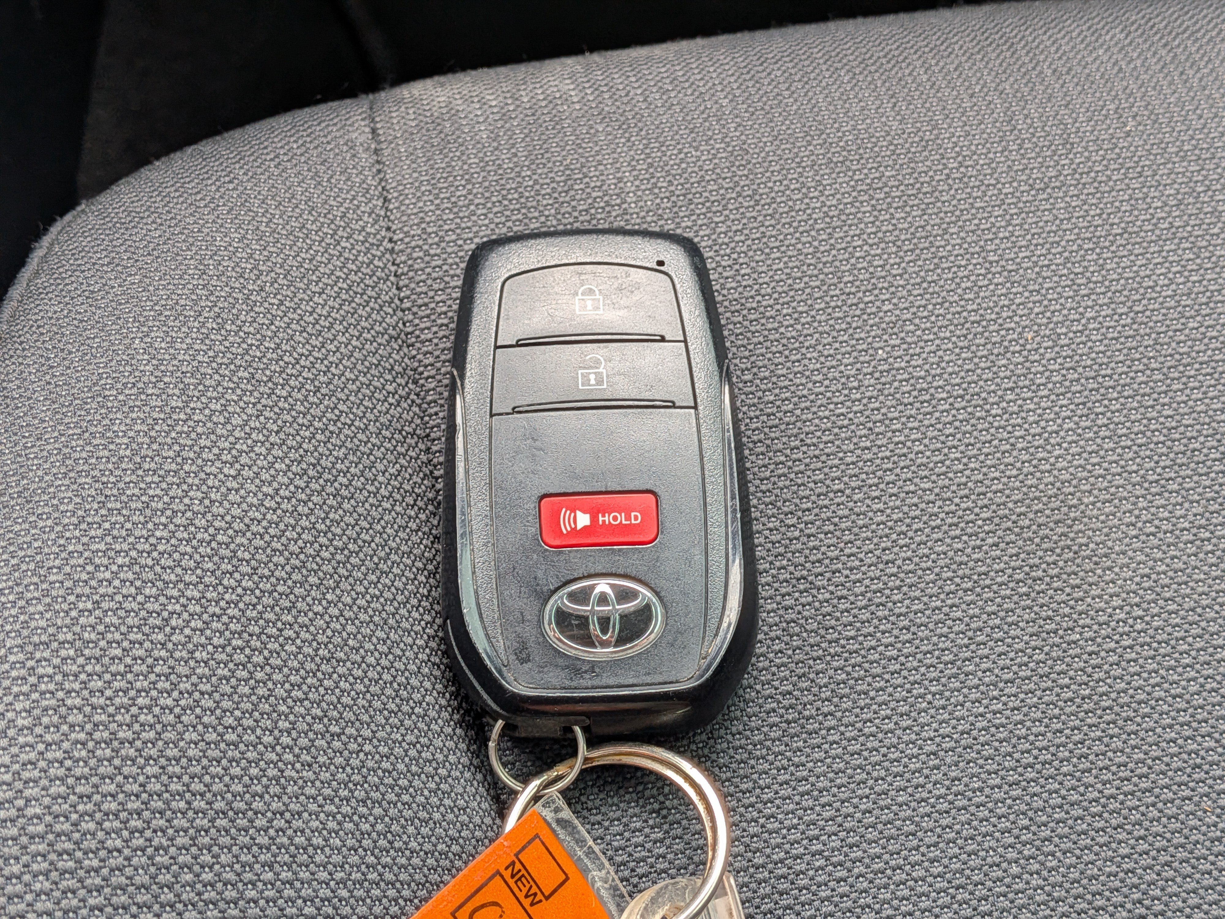 Used 2025 Toyota Corolla SE FWD image 32