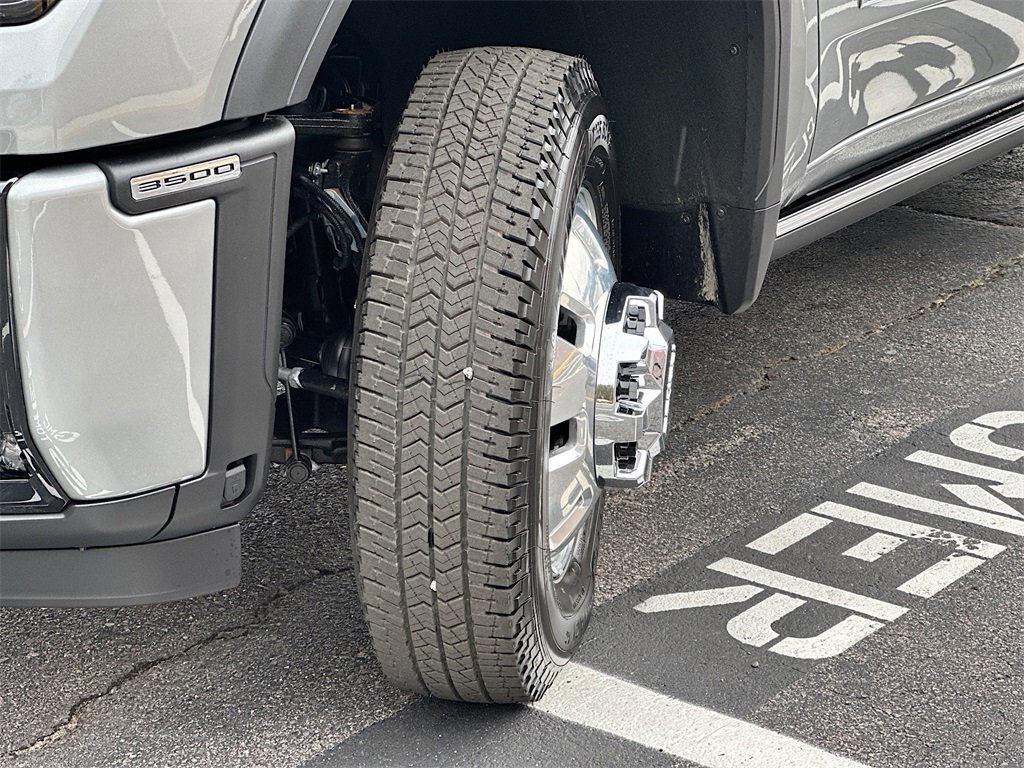 New 2026 GMC Sierra 3500 Denali w/ Denali Reserve Package image 25