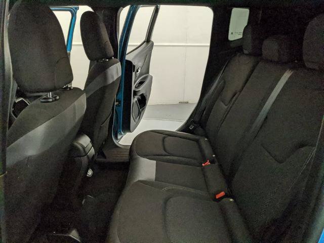 Used 2022 Jeep Renegade Altitude w/ Sun/Sound Group AWD/4WD image 20