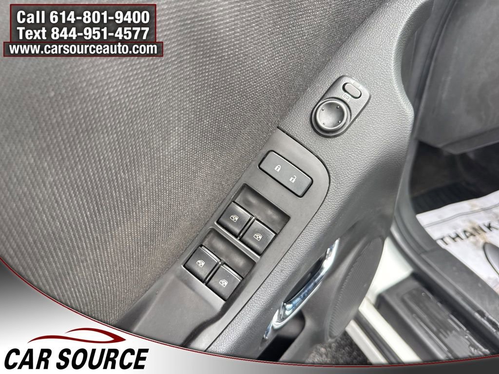 Used 2014 Chevrolet Camaro LT image 11