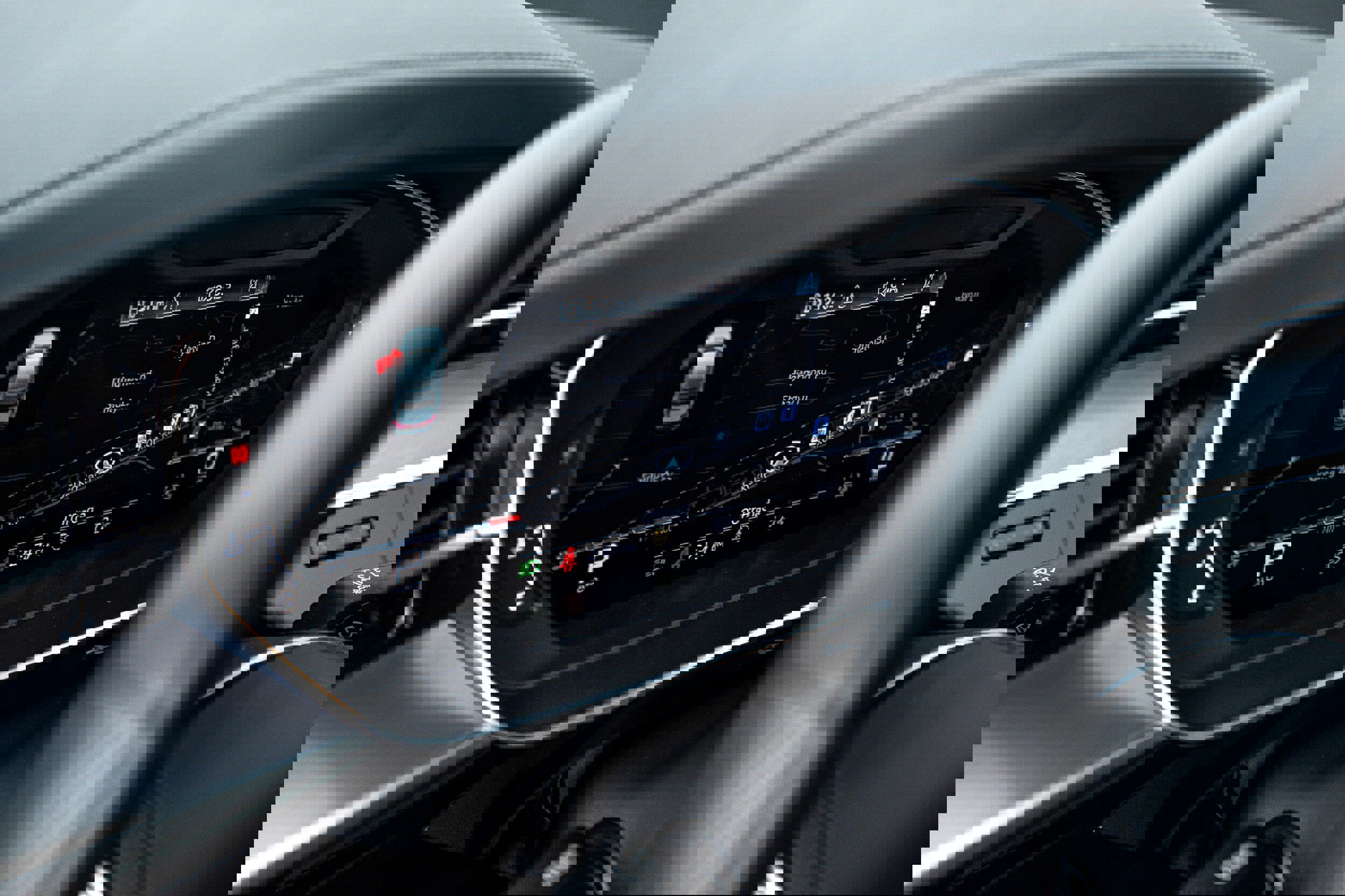 Used 2022 Audi S8 w/ S8 Comfort Plus Package image 11