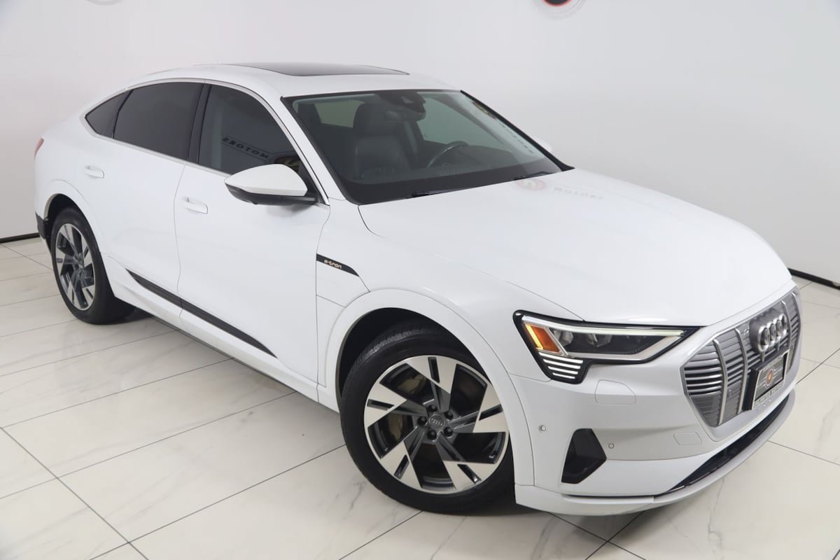 Used 2020 Audi e-tron Premium Plus AWD/4WD image 18
