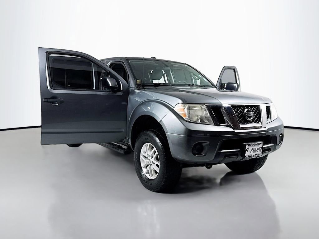 Used 2016 Nissan Frontier SV image 18