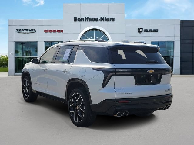 Used 2025 Chevrolet Traverse High Country FWD image 4