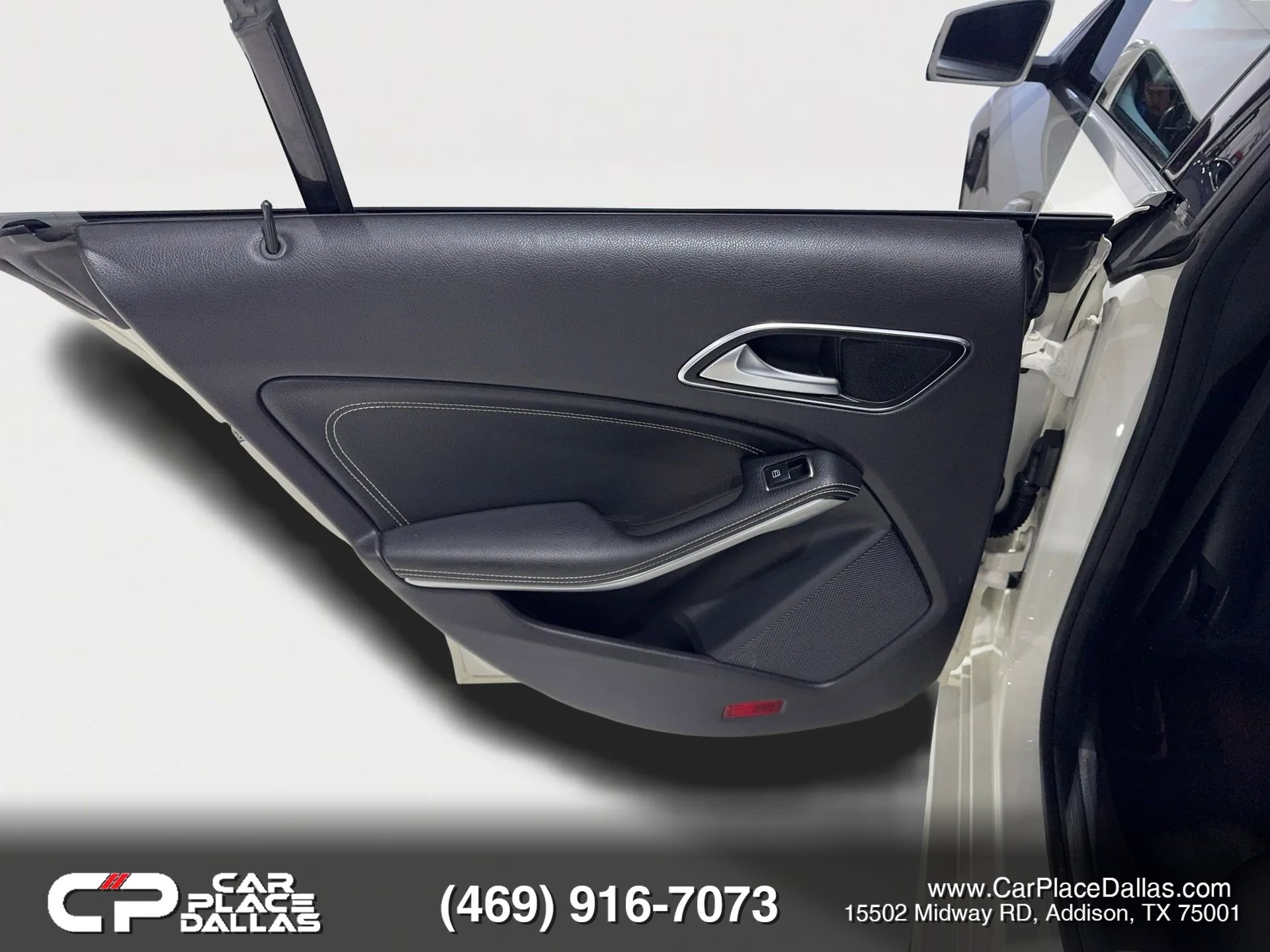 Used 2014 Mercedes-Benz CLA 250 image 20