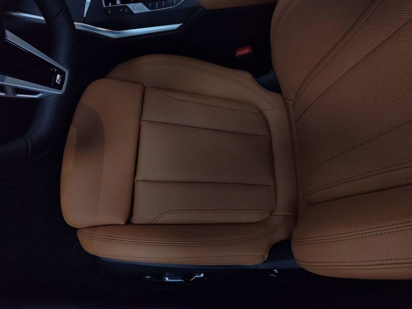 New 2026 BMW 330i Sedan w/ M Sport Package image 13